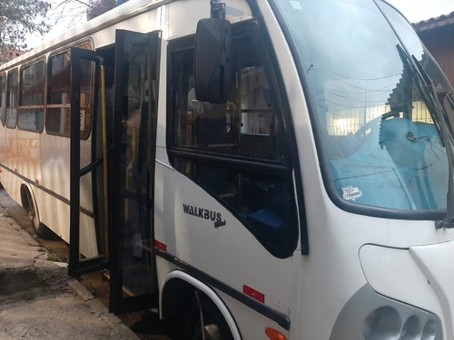 Imagem 2 de 5 de Agrale Ma 8.5 Walkbus L 32