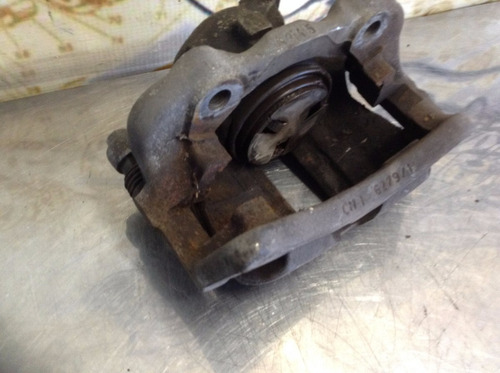 Caliper Mordaza Delantero Derecho Vw Derby Mod 00-06 Oem