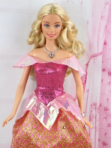 Kit Com 3 Vestidos De Princesa Para Boneca Barbie