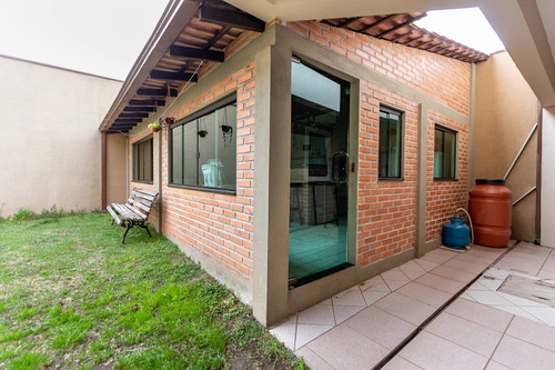 Imagem 25 de 30 de Residência Com 4 Dormitórios À Venda Com 365m² Por R$ 1.190.000,00 No Bairro Boa Vista - Curitiba / Pr - Mt692-rs