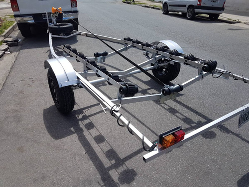 Trailer Para Semirrigido Lancha Moto De Agua Bote Homologado