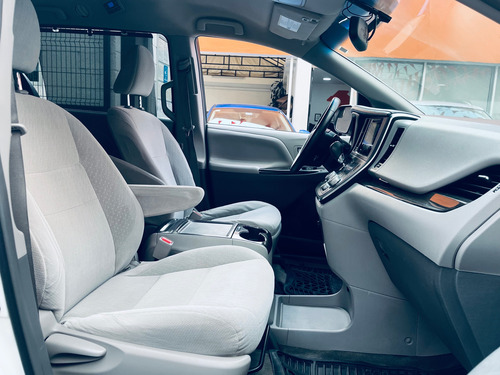 Toyota Sienna 3.5 Xle At