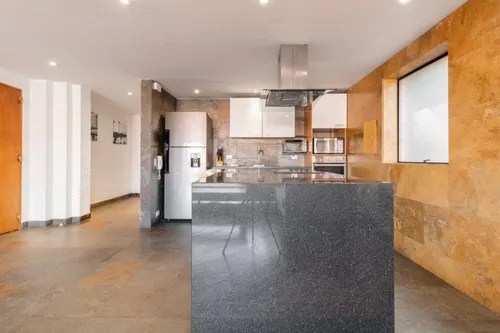 Apartamento En Arriendo En Los Rosales. Cod A22972
