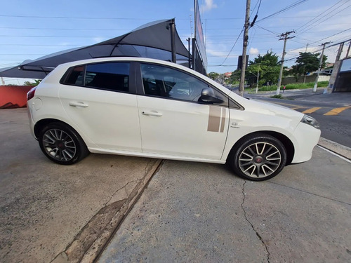 Imagem 8 de 10 de Fiat Bravo Sporting + Teto Solar Elétrico E Panorâmico