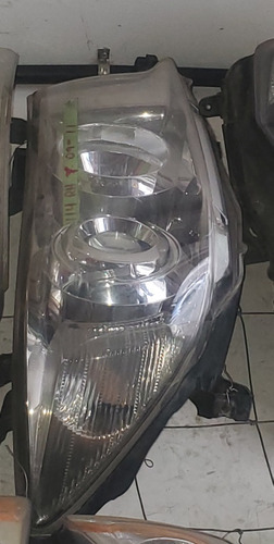 Faro Derecho Para Toyota Fortuner Año 2009-2011 