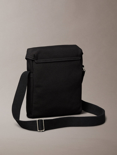 Bandolera Negra Calvin Klein Reporter Monologo Hombre