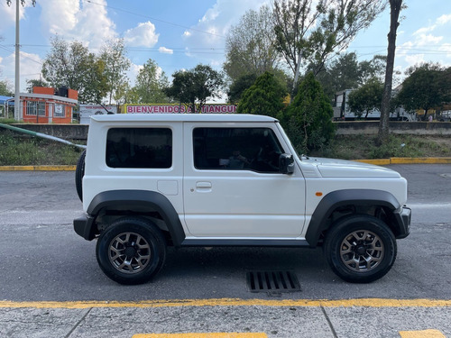 Imagen 5 de 13 de Suzuki Jimny 2022 Automatico 4x4 Nuevo Sin Rodar Estrene