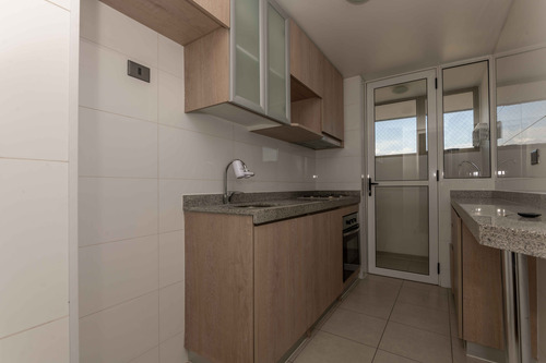 Edificio Gran Av. José Miguel Carrera (1 Est. 1 Bod.) Vist