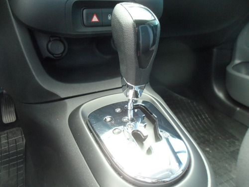 Imagen 13 de 15 de Citroen C3 1.6 Vti At6 Feel
