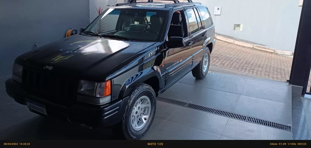 Jeep Grand Cherokee 5.2 Limited 5p