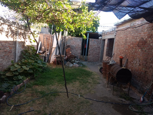 En San Rafael Mendoza Vendo Propiedad Con 2 Dormitorios Gara