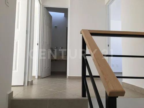 Casa En Venta En Privada Marsella Rancho Santa Mónica