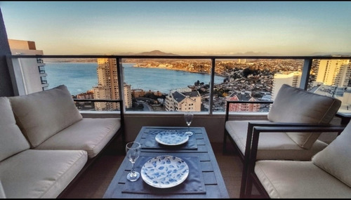 Venta De Depto. Amoblado De 68 Mt2 A Metros De Playa Los Lil