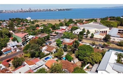 Vendo Terreno De 844 M2 En El Barrio San Roque, Sobre Doble Avenida.