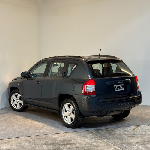 Jeep Compass 2.4 Sport Cvt