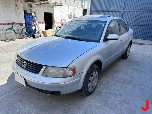 Polea Bomba Agua Vw Passat 1.8 T Aut Mod 98-01 (Usado)