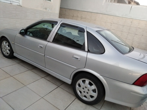 Chevrolet Vectra 2004 2.2 16v Cd 4p
