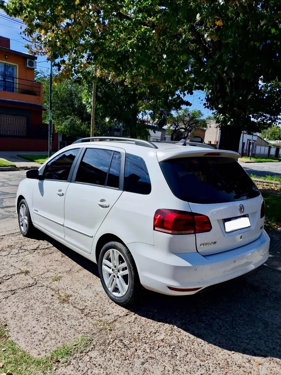 Volkswagen Suran 1.6 Highline