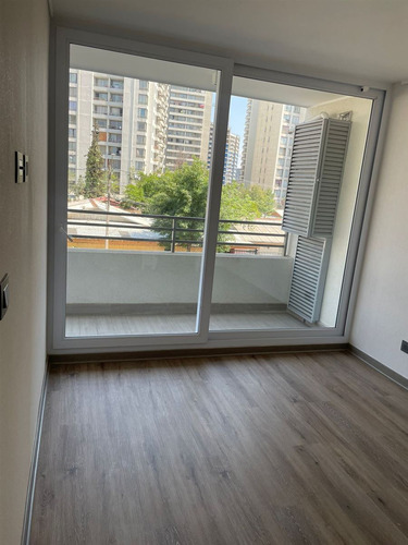 Departamento 1d+1b+e Avenida Vicuña Mackenna Oriente