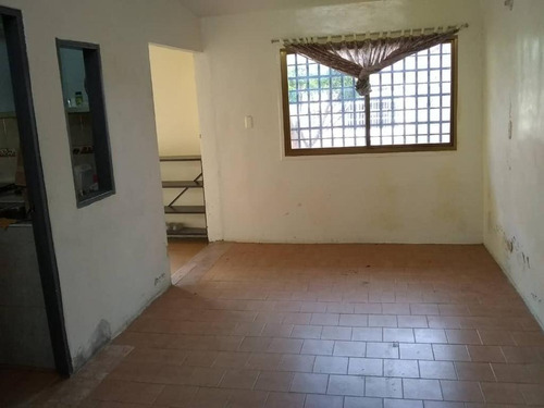 Imagen 7 de 11 de Casa En Venta Excelente Zona En Turmero 04121460083