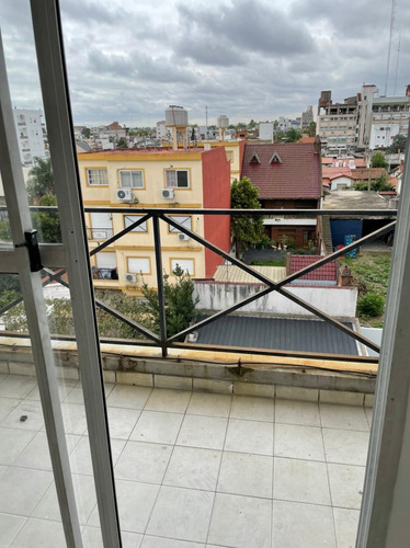 Imagen 4 de 7 de Departamento 2 Ambientes/ Venta / San Justo