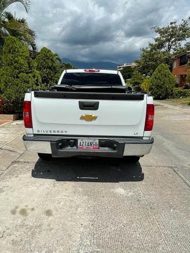 Imagen 2 de 15 de Chevrolet Silverado