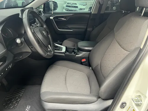 Toyota Rav4 Xle 2019 Blanco