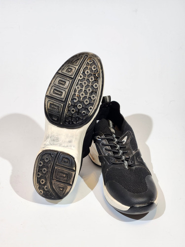 Zapatillas Cómodas Mujer Hush Puppies Moving Talle 38.5 (Usado)