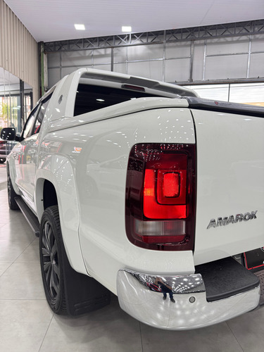 Volkswagen Amarok 3.0 Highline Extreme Cab. Dupla V6 4x4 Aut. 4p