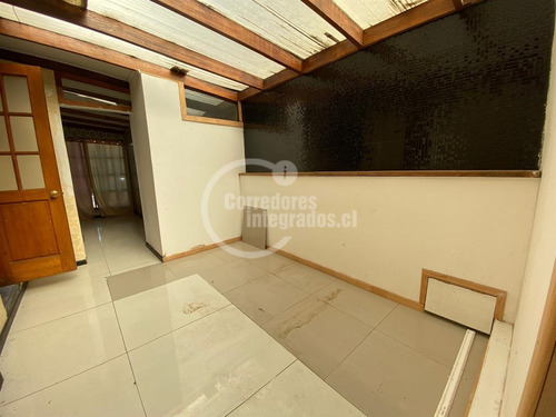 Venta Casa En Viña Del Mar, Sector Oriente,solida Y Luminosa