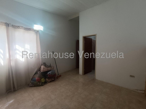 Casa En Palo Negro Residencias Casanova. Ljsa 25-10760