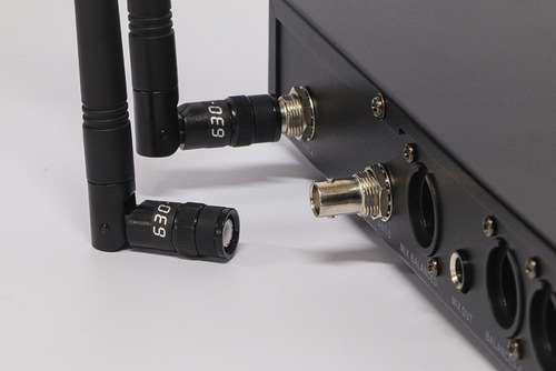 Microfone Quádruplo S/ Fio De Mão Uh-16.4m Lyco Profissional