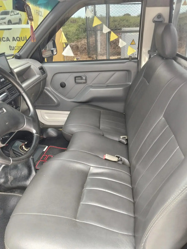 Chevrolet Luv Isuzu 2000