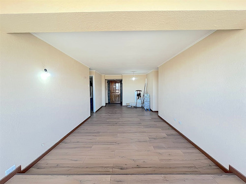 Amplio Depto En Venta 3d/2b/1e/1b T. Apoquindo, Las Condes