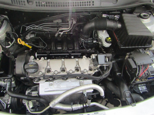 Imagen 14 de 14 de Vw Gol Trendline 1.6 Mt 463 D