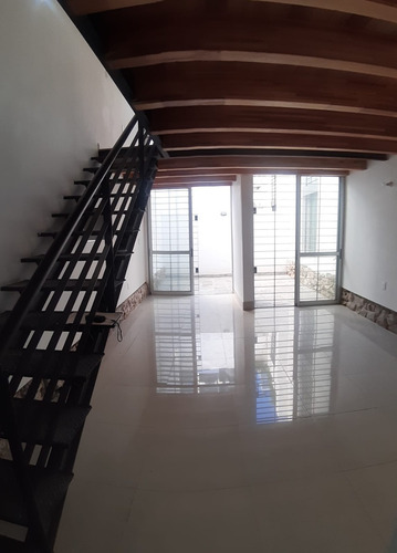 Alquiler Apartamento Punta Carretas Tipo Loft Con Patio