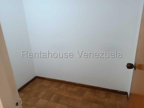 Oficina En Alquiler En Campo Alegre 25-17676