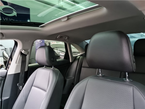 Imagem 4 de 9 de Volkswagen Jetta 1.4 16v Tsi Comfortline Gasolina 4p Tiptron