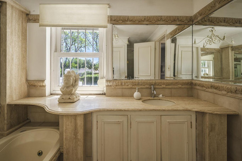 Fully Renovated House