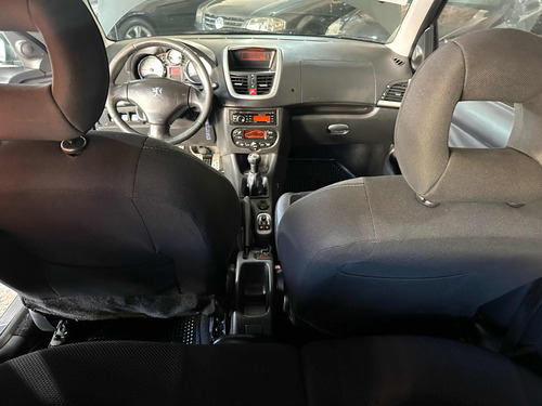 Peugeot 207 1.6 Xt