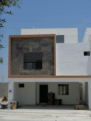 Casa En Venta Col. Rinconada Colonial Sector Bugambilias, Apodaca