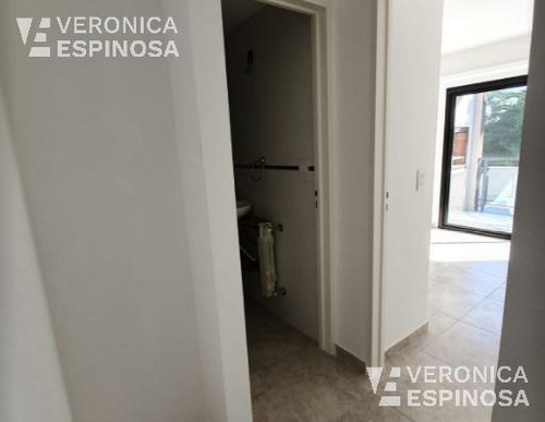 Departamento Dos Ambientes En Venta, Haedo.
