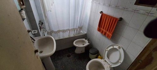 Casa Chica Para Reformar, Sobre Lote 200 M2 En Ituzaingó