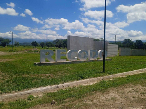 Imagen 3 de 12 de Venta Terreno Bº El Recodo Ruta 51