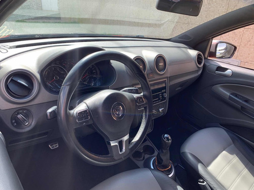 Imagem 6 de 11 de Volkswagen Saveiro 1.6 16v Cross Cab. Dupla Total Flex 2p