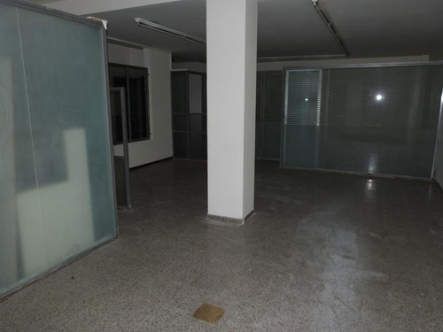 Imagen 9 de 15 de Local 250mts En Pleno Centro De La Ciudad!!!!!!