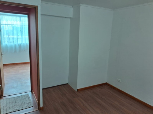 Recién Remodelado 3 Dormitorios 1 Baño