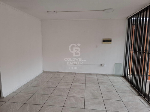 Excelente Local Comercial/bodega En Sector Norte