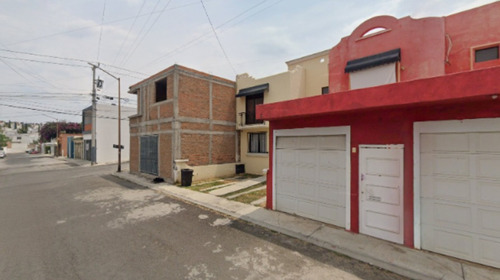 Casa En Venta C. Loma La Cortina Morelia, Michoacan/ Recuperacion Bancaria Laab2