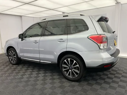Subaru Forester 2.0 Xt